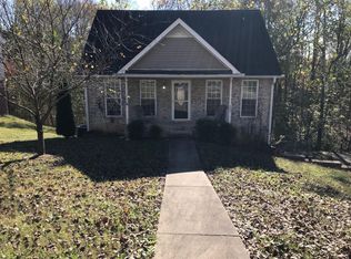 680 Chesterfield Cir, Clarksville, TN 37043