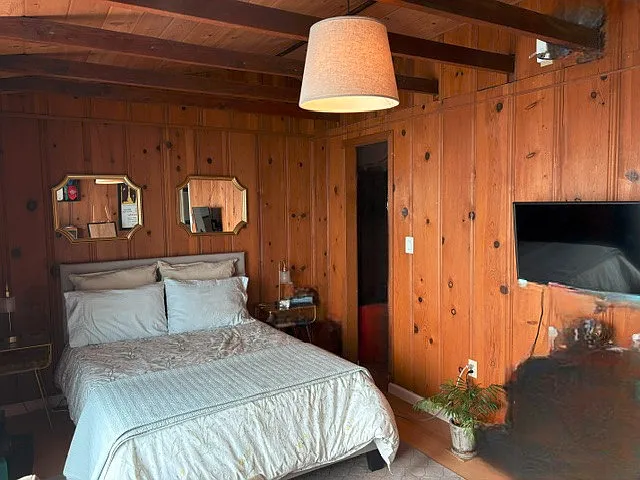 2 bed, 1.0 bath, 990 sqft, $2,850 — Photo 2