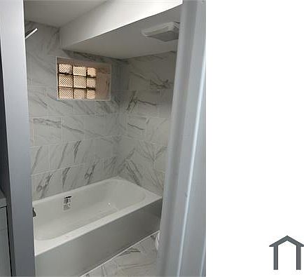4th image of 11346 S Throop St #3G