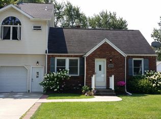 85 Unionvale Rd, Cheektowaga, NY 14225