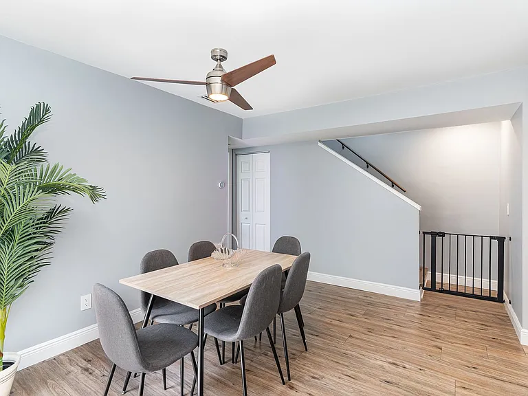 1460 Sheafe Ave NE #111 — Photo 11