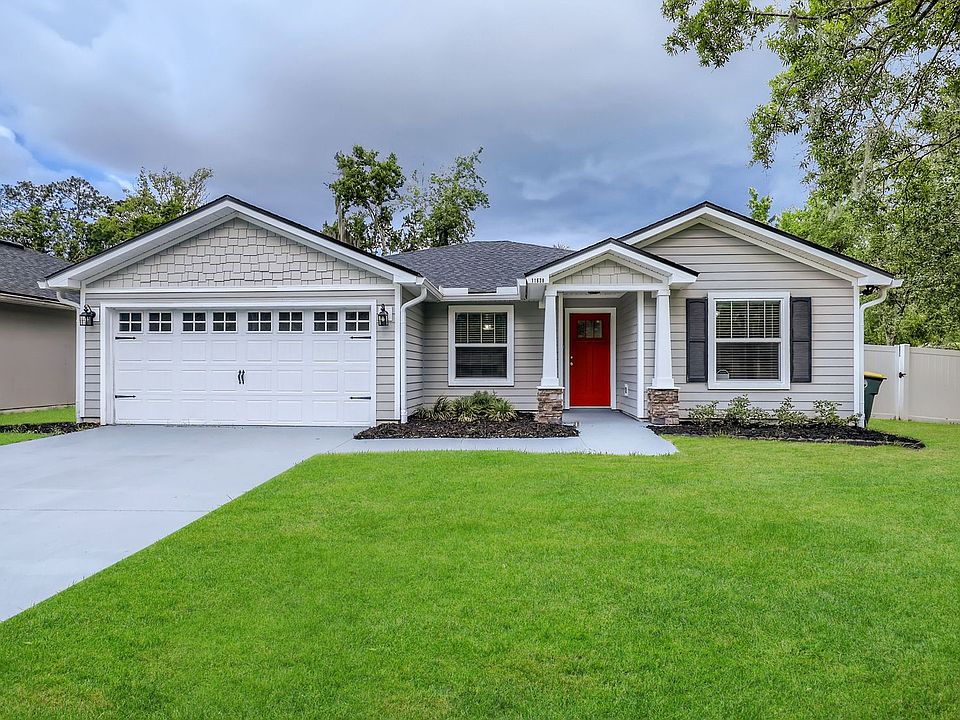 1st image of 11638 Gwynford Ln