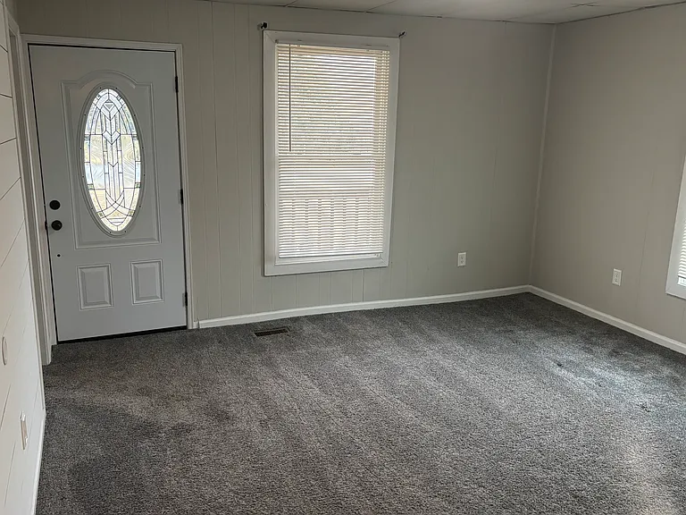 3310 Goble St — Photo 10