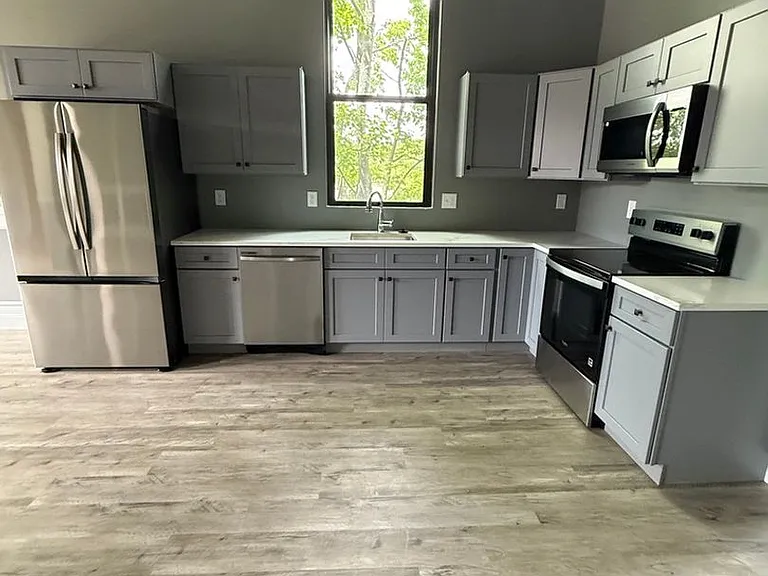 70 Webster St #211 — Photo 2