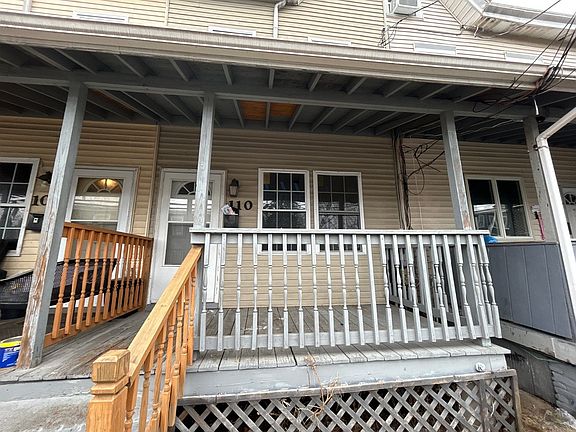2nd image of 110 Smith Ave