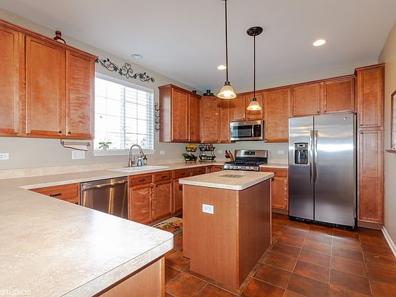 5th image of 11235 Balmoral Dr