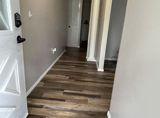 33 Drawbridge Rd #1, Springfield, IL 62704