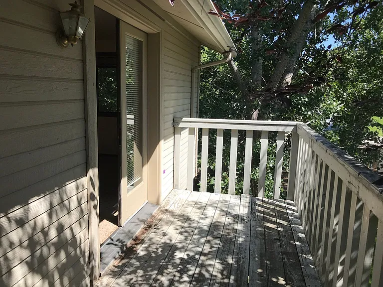 4271 N Pennfield Pl — Photo 15