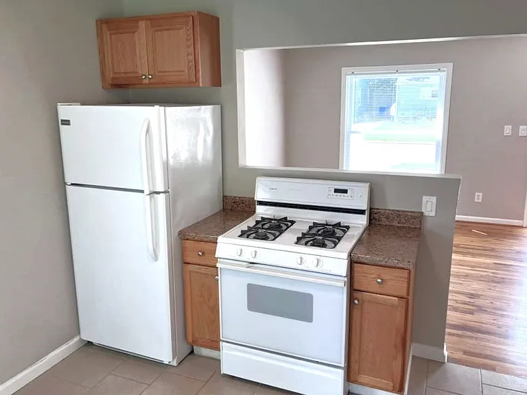 577 E Hudson Ave — Photo 11