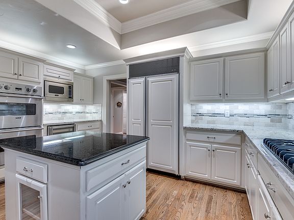 4220-southwestern-boulevard-dallas-tx-High-Res-14.jpg