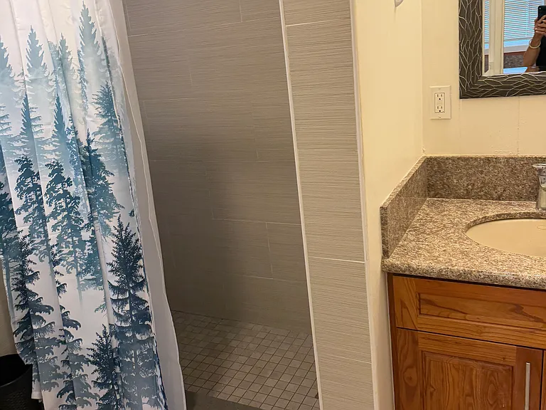 1419 Piikoi St #E — Photo 20