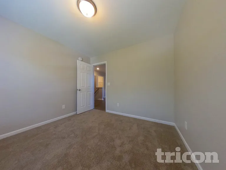 234 Blazer Dr — Photo 11