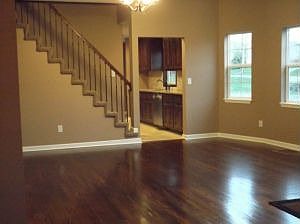 2nd image of 2405 Ashland Ave