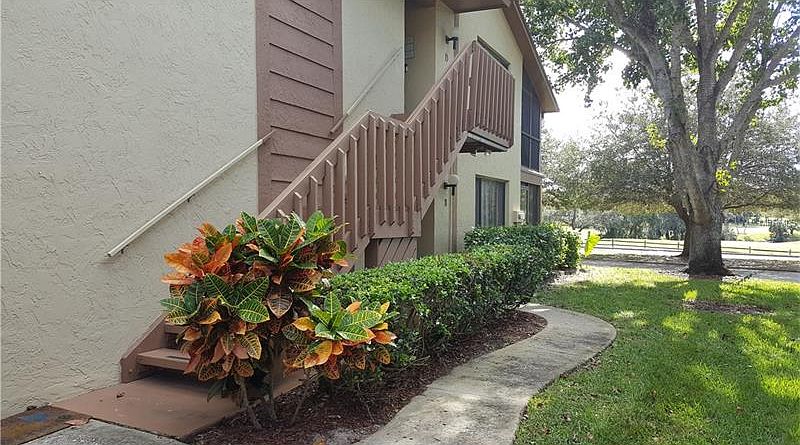 1st image of 12915 Fairway Dr APT B