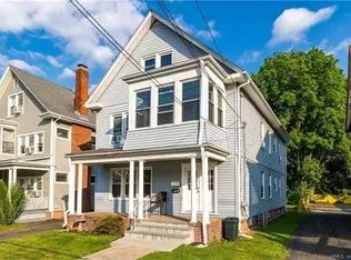 192 Main St #1, West Haven, CT 06516