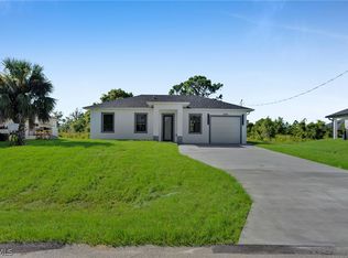 2709 50th St W, Lehigh Acres, FL 33971