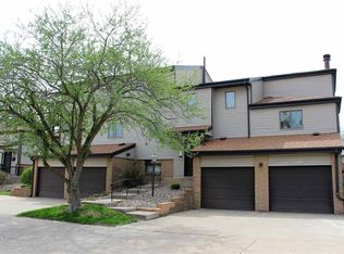 3125 4th St, Moline, IL 61265