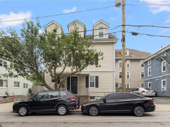 5 Trenton St, Providence, RI 02906