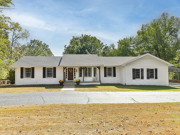 2nd image of 1128 E 425th Road