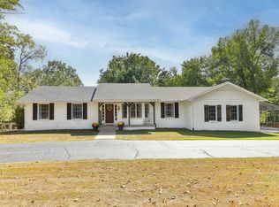 1128 E 425th Road, Bolivar, MO 65613