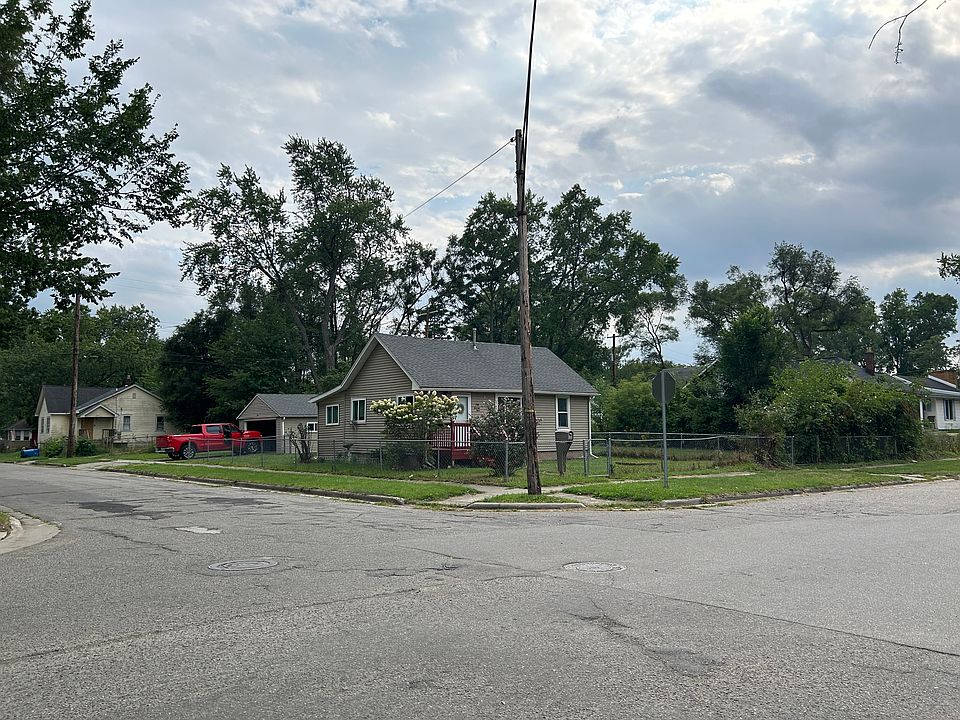 1st image of 79 W Cornell Ave
