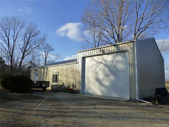 2nd image of 8325 N Montgmy Co L Rd