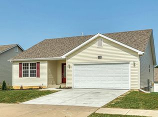 141 Tuscany Ln, O'Fallon, MO 63366