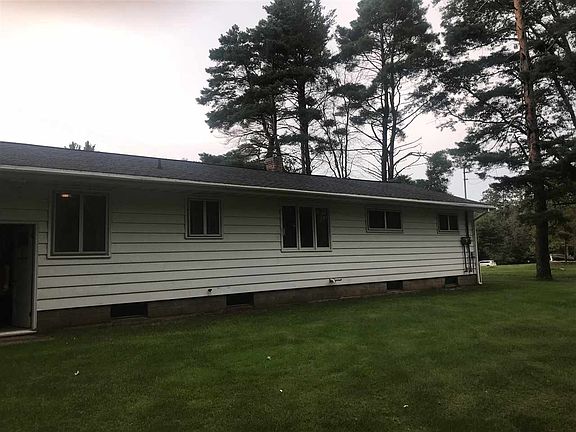 3rd image of 805 Pine Dr