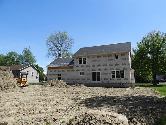 5th image of 17 Kallen Ave