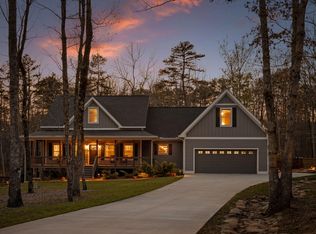 2821 Clear Brooks Dr, Signal Mountain, TN 37377
