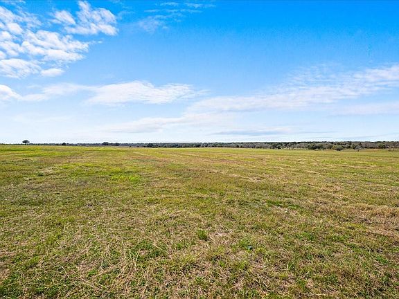 3rd image of 2523 Roitsch Rd