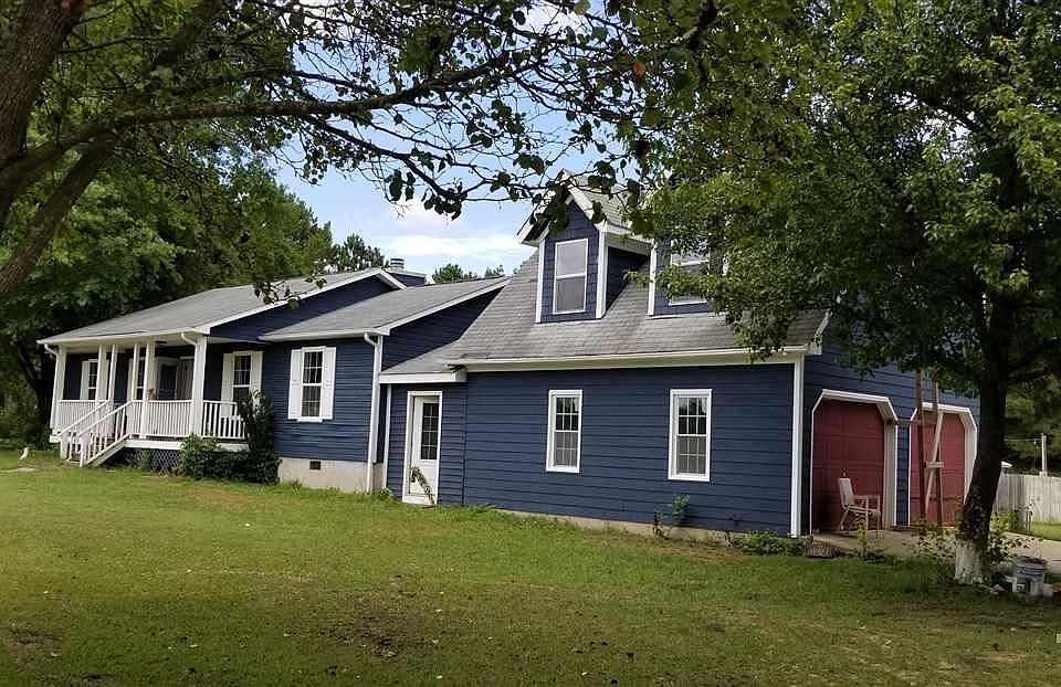 2nd image of 616 Festus Rd