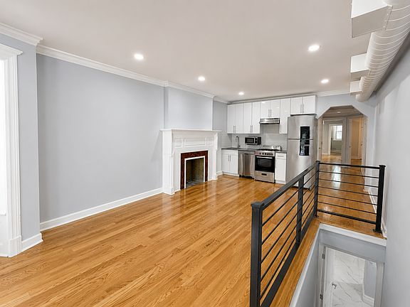 3rd image of 229 Washington Ave APT 3