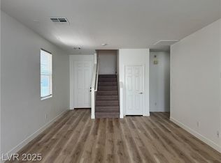 9526 Virginia Pine Ct, Las Vegas, NV 89123