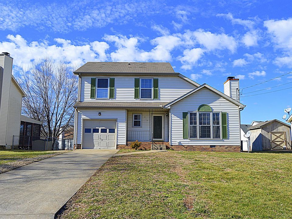1st image of 813 Chancery Ln