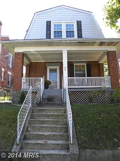 814 Buchanan St NW photo 1