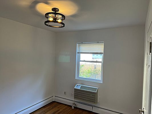 5th image of 20-07 38th St #2