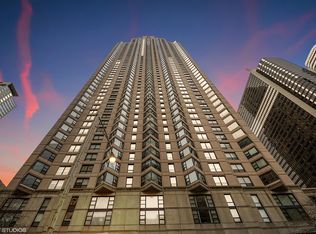 401 E Ontario St APT 510, Chicago, IL