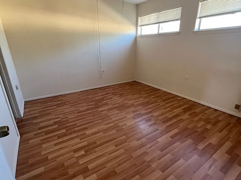 1831 Warringwood Dr #C-4 — Photo 12