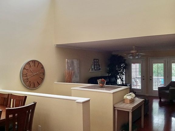 2nd image of 20 Royal Oak Dr