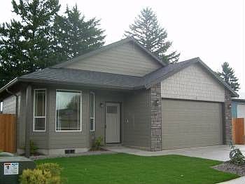 1st image of 4411 NE 123rd Ave