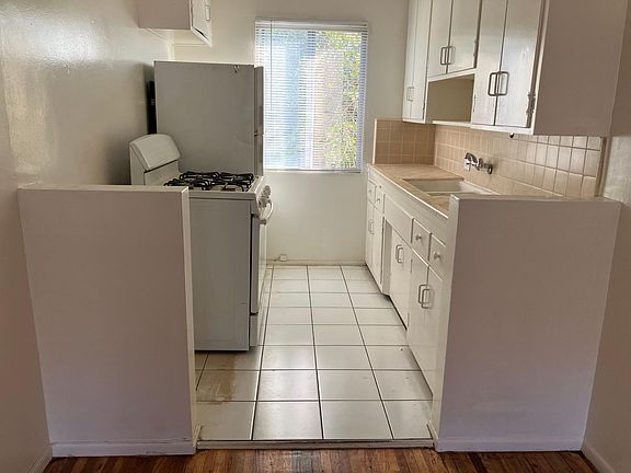 4th image of 3355 Vinton Ave APT 15