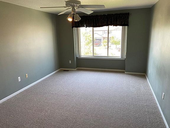 5th image of 3361 Milcroft Ct #32