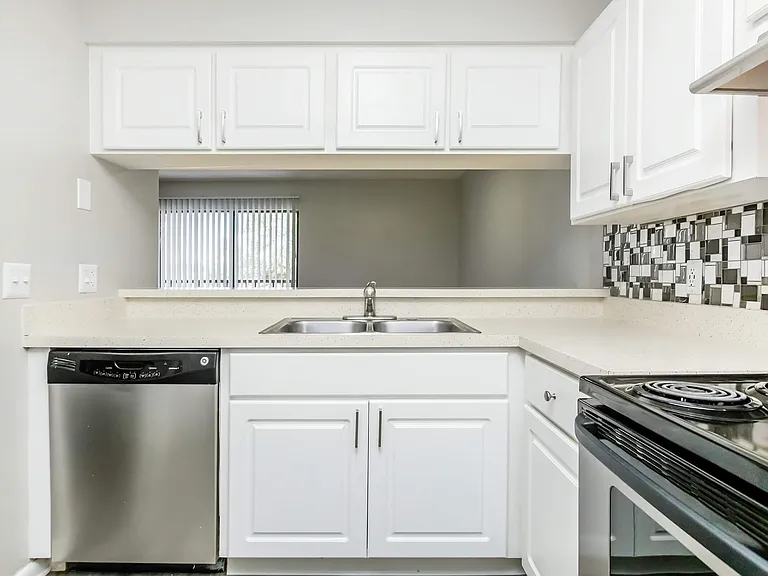 Solana Vista — Photo 15