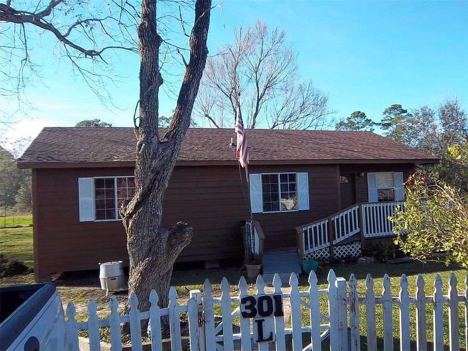 301 Gibbs St, Devers, TX 77538 Zillow