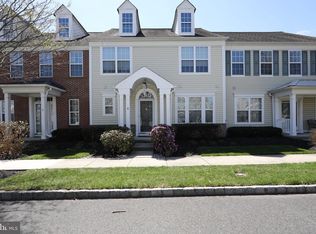 9 Old Mill Dr, Voorhees, NJ 08043