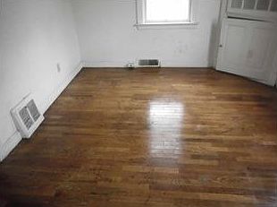 4th image of 304 W Blaine Ave