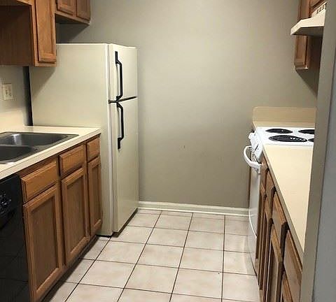5th image of 130 Township Ln APT C204