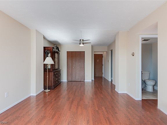 3rd image of 15555 Hilliard Rd APT 506C