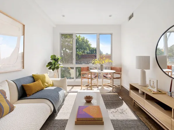 307 Cooper St #3A, Brooklyn, NY 11237